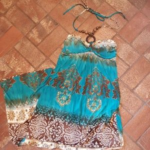 Body Central flowy print maxi dress